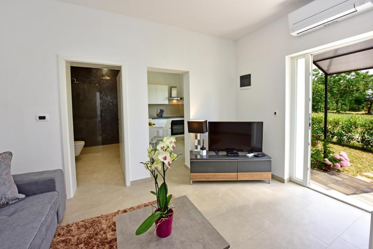 Apartman Melita Porec Bagian luar foto
