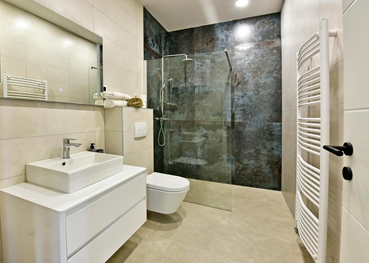 Apartman Melita Porec Bagian luar foto